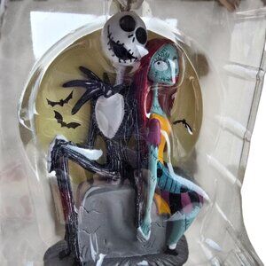 NWT Hallmark Jack Skellington  Sally Nightmare Before Christmas Tree Ornament